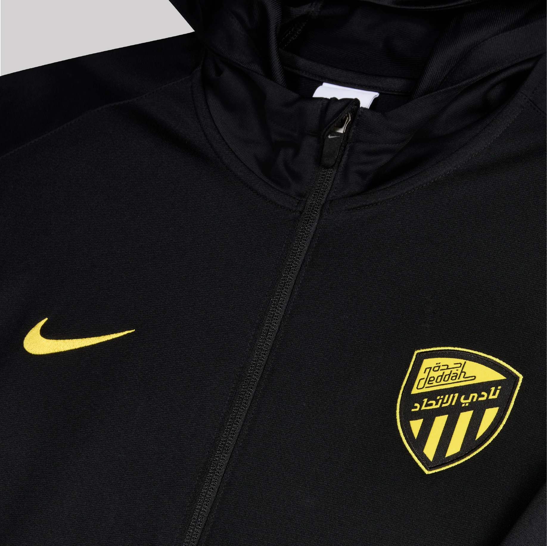 الاتحاد جاكيت للسفر رياضي 25/26 - Image 4